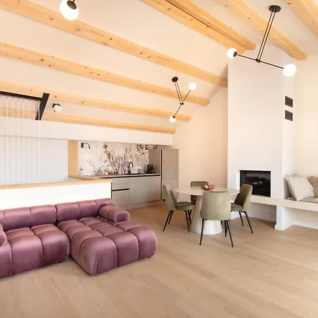 Heritage House Kaleta ヴィラ フヴァル